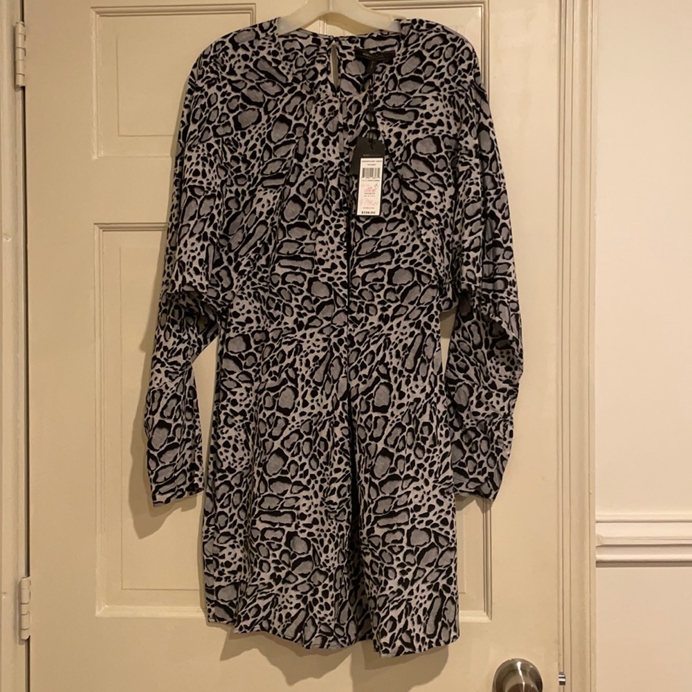 BCBG OVERSIZED DRESS SHIRT L